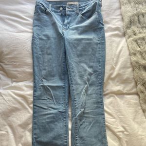 Levi’s 724 jeans